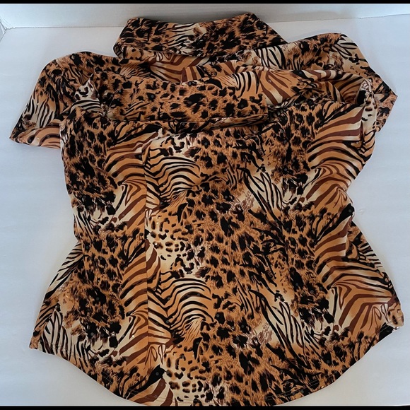 Essentials by Milano Womens Animal Print Top Clear Sequins Size Small - Picture 9 of 14
